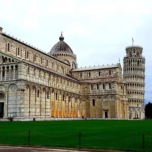 tra-miracoli-e-cavalieri.it-tuscanyhotel.com/