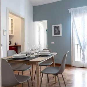 Charme In Santa Maria Novella Apartamento Florença
