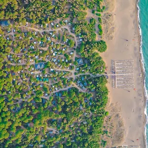 https://international-camping-etruria.it-tuscanyhotel.com